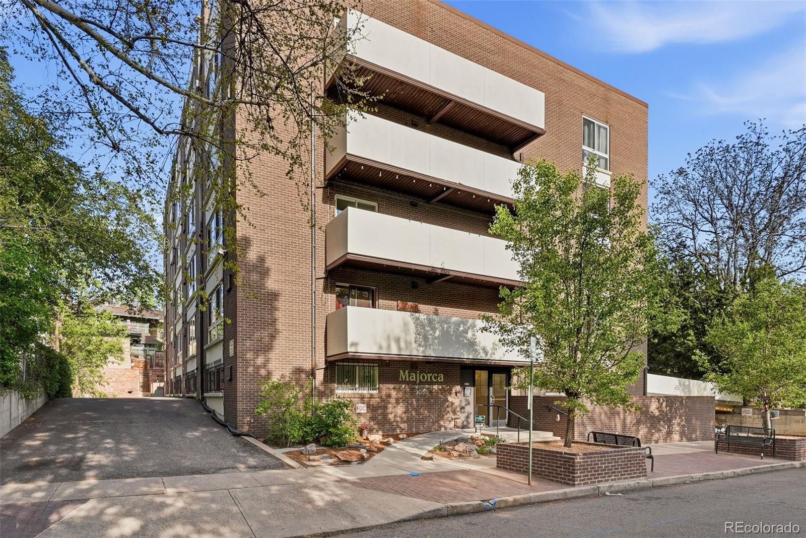 Cheesman Park Denver Condo / Townhome | MLS #: 93014241050 N Lafayette Street 307, Denver Beds: 2 Baths: 2 Price: $250,000