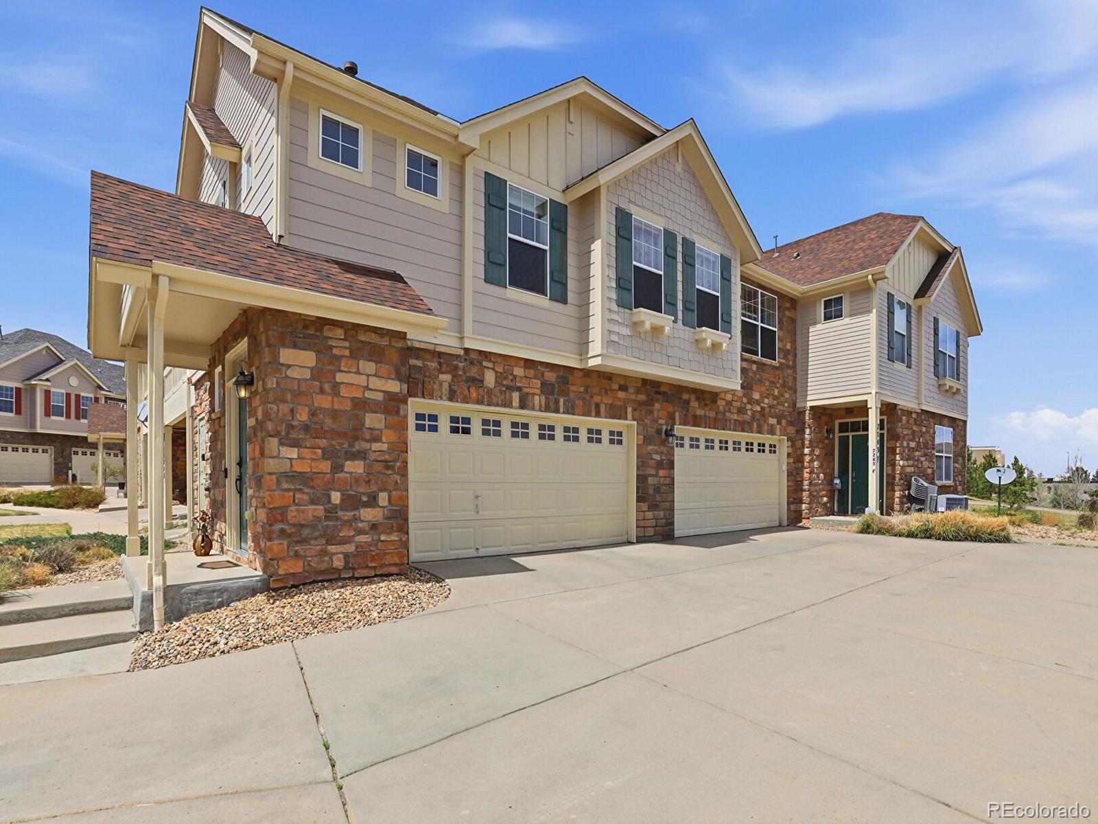 7243 S Millbrook Court, aurora&nbsp; House Search MLS Picture