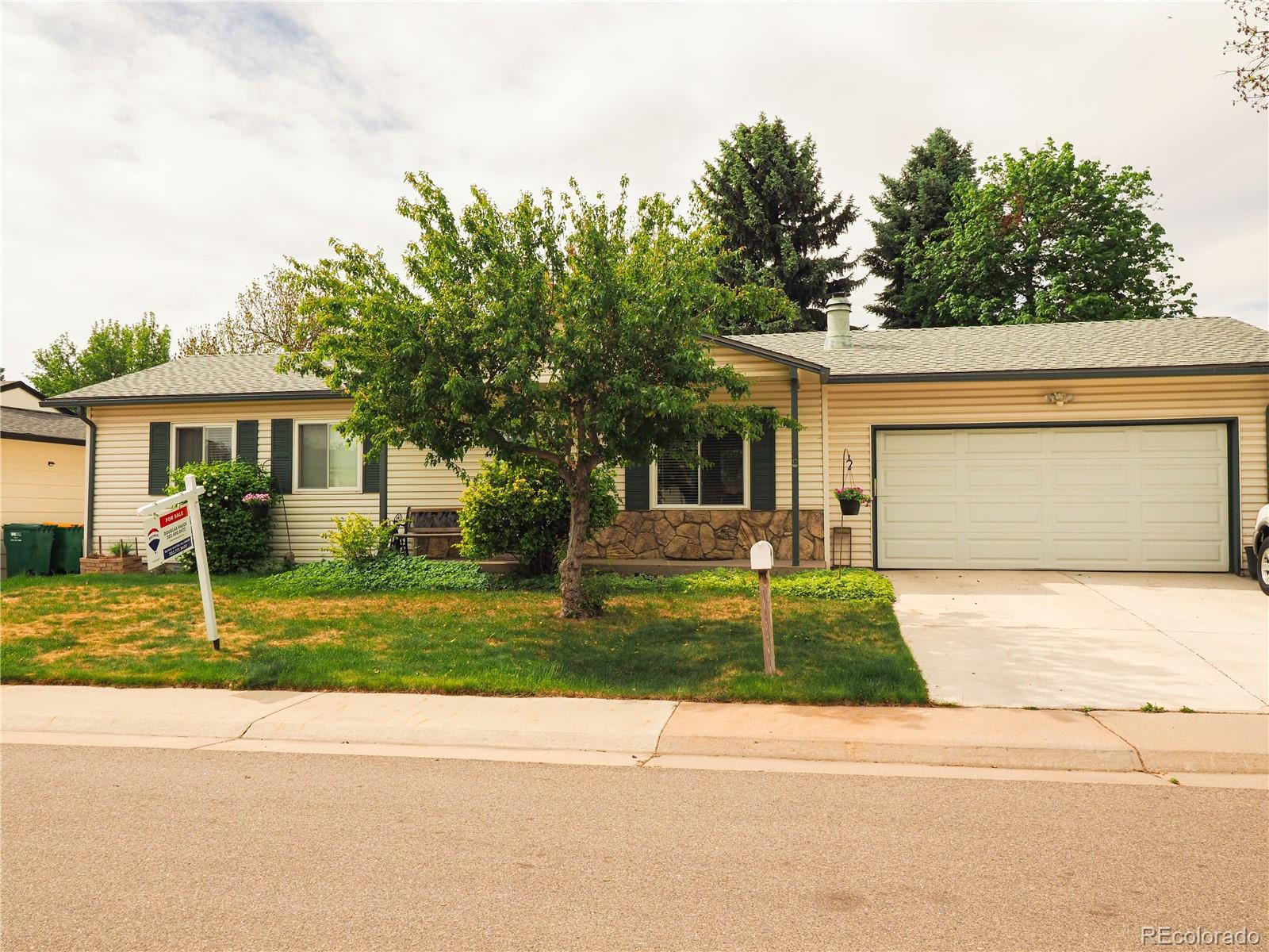 Villa Del Sol Centennial Home | MLS #: 92018045035 E Weaver Avenue, Centennial Beds: 3 Baths: 2 Price: $520,000