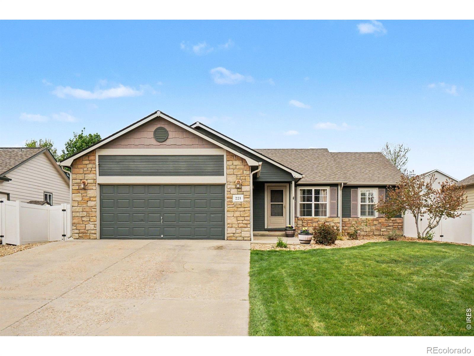  Mead Home | MLS #: 4567891057268221  7th Street, Mead Beds: 5 Baths: 3 Price: $540,000