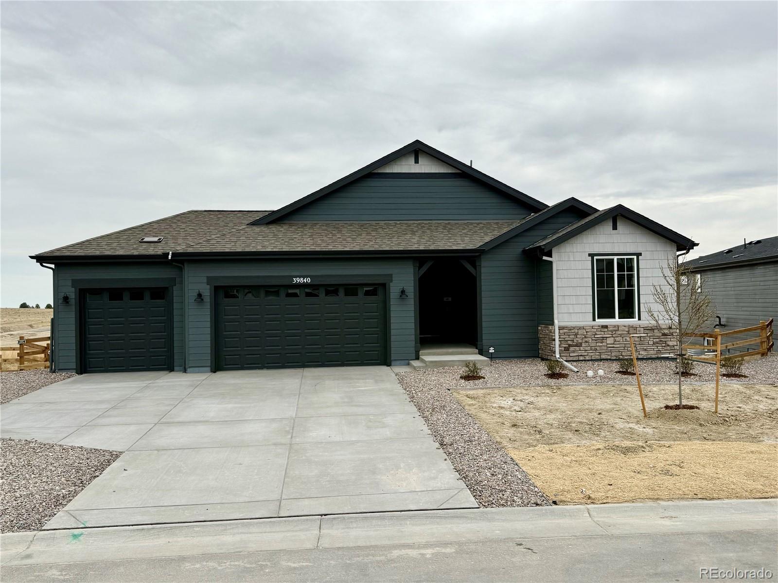  Elizabeth Home | MLS #: 826801839840  Congress Lane , Elizabeth Beds: 3 Baths: 3 Price: $799,990
