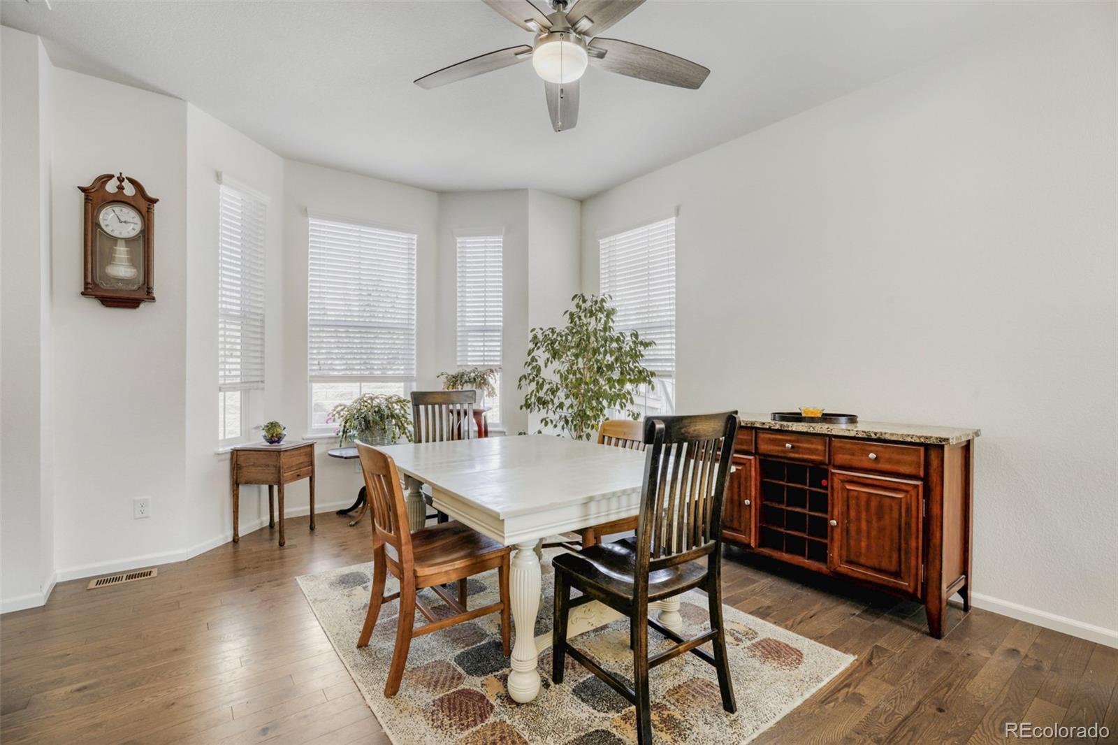 Pioneer Hills Aurora Home | MLS #: 804776814641 E Poundstone Drive, Aurora Beds: 2 Baths: 4 Price: $478,500
