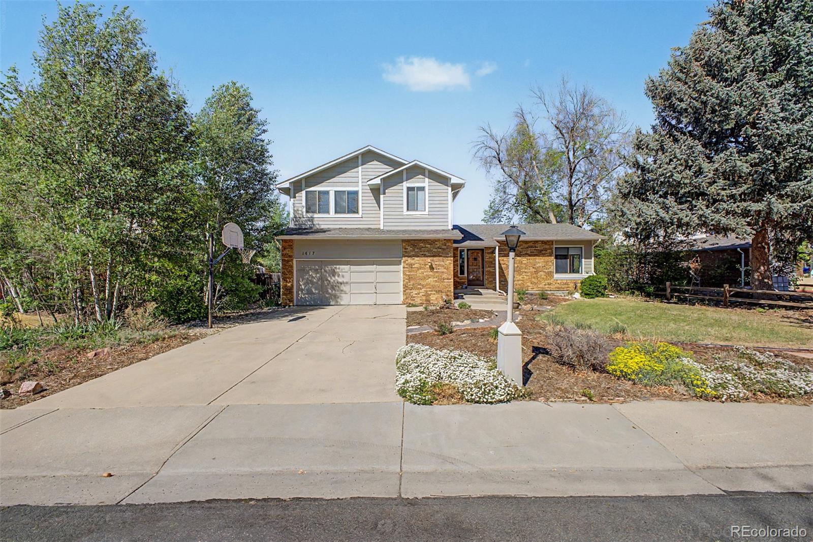 Longmont Estates Longmont Home | MLS #: 45913331617  Albion Lane, Longmont Beds: 3 Baths: 4 Price: $669,000