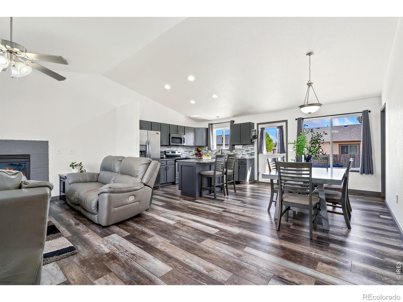 wellington&nbsp; House Search Picture
