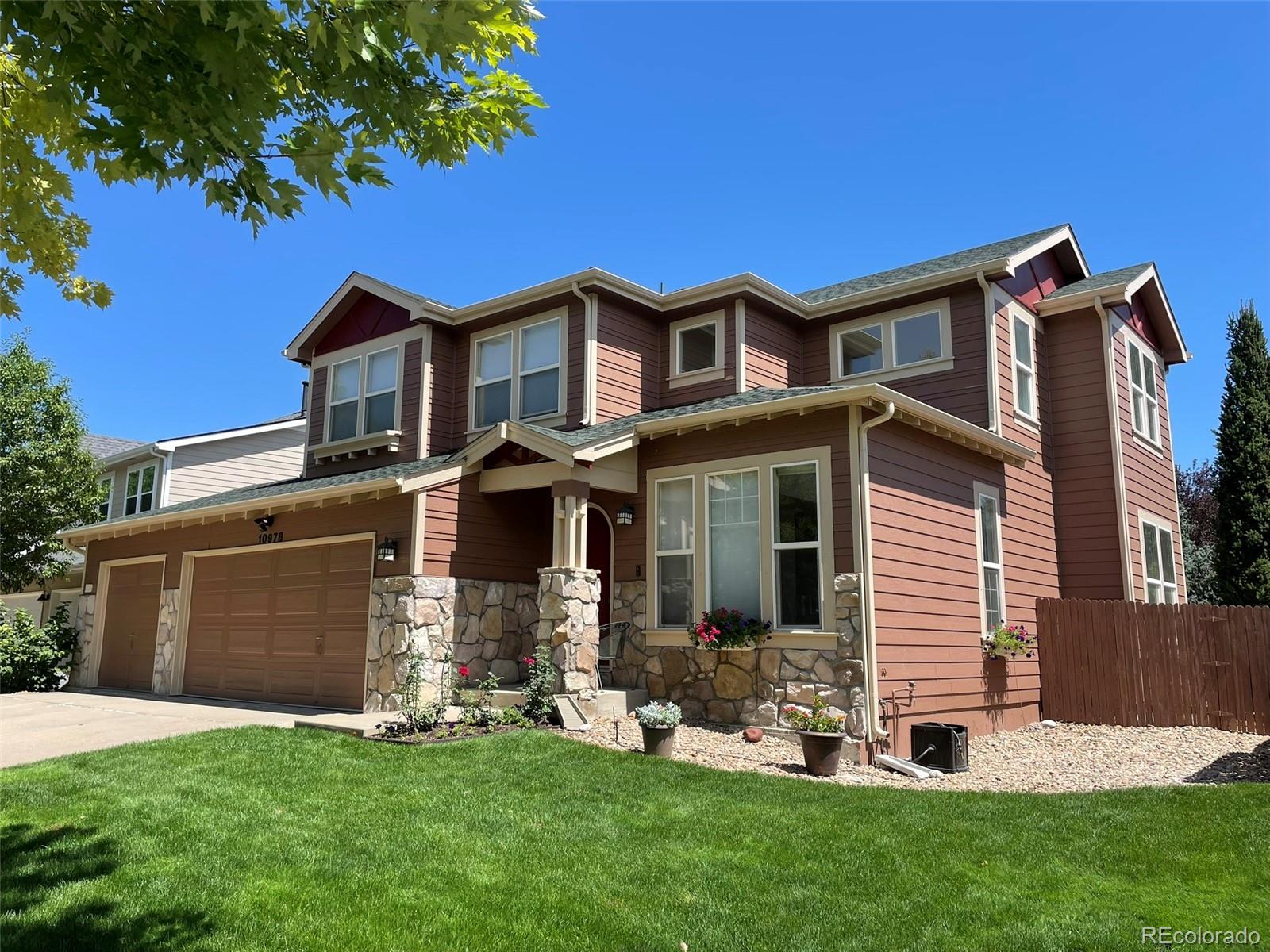 Bradbury Parker Home | MLS #: 214602310978  McClellan Road, Parker Beds: 3 Baths: 4 Price: $659,900