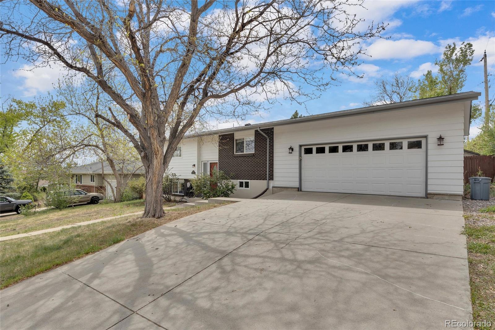 lakewood&nbsp; House Search Picture