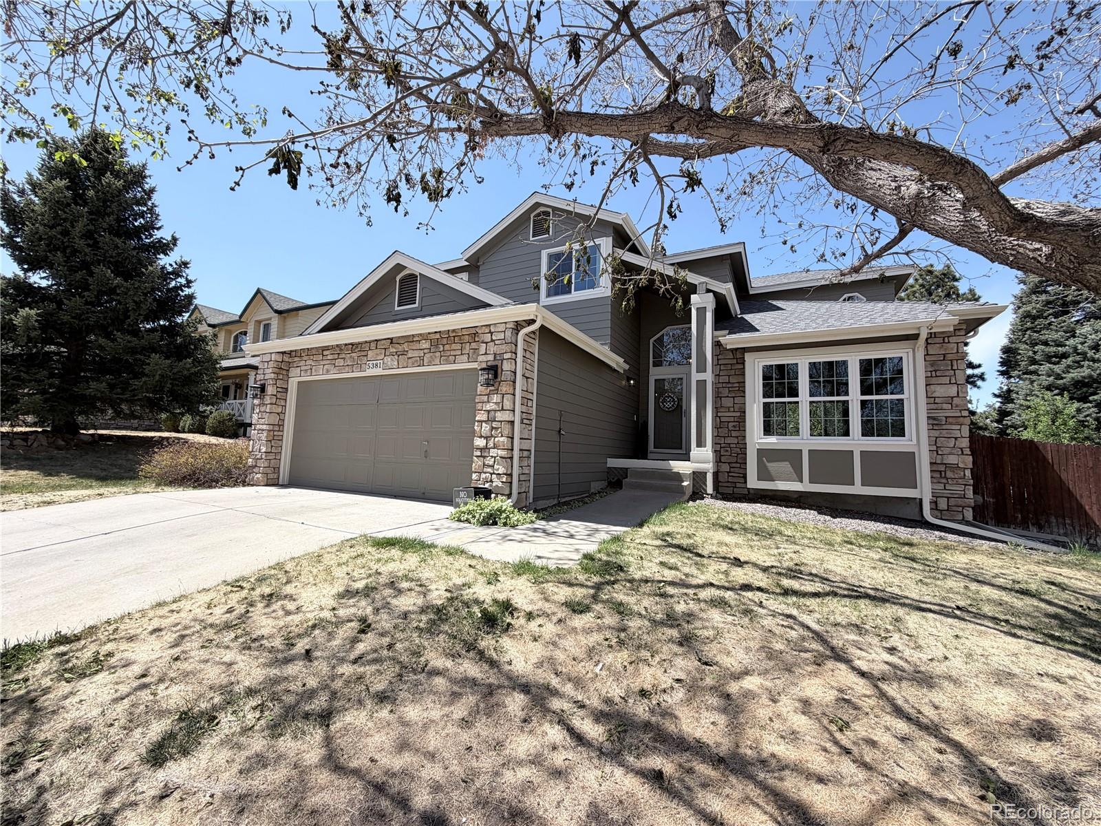Smoky Ridge Centennial Home | MLS #: 34937325381 S Dunkirk Way, Centennial Beds: 6 Baths: 4 Price: $720,000