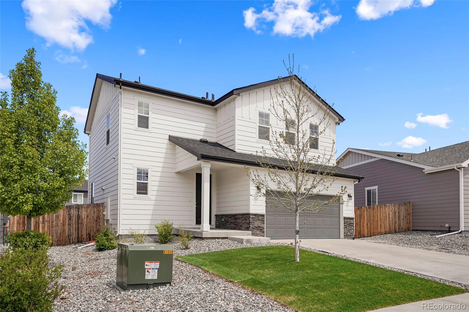 Castle Rock Home | MLS #: 56638386318  Vista Cliff Loop, Castle Rock Beds: 3 Baths: 3 Price: $599,000