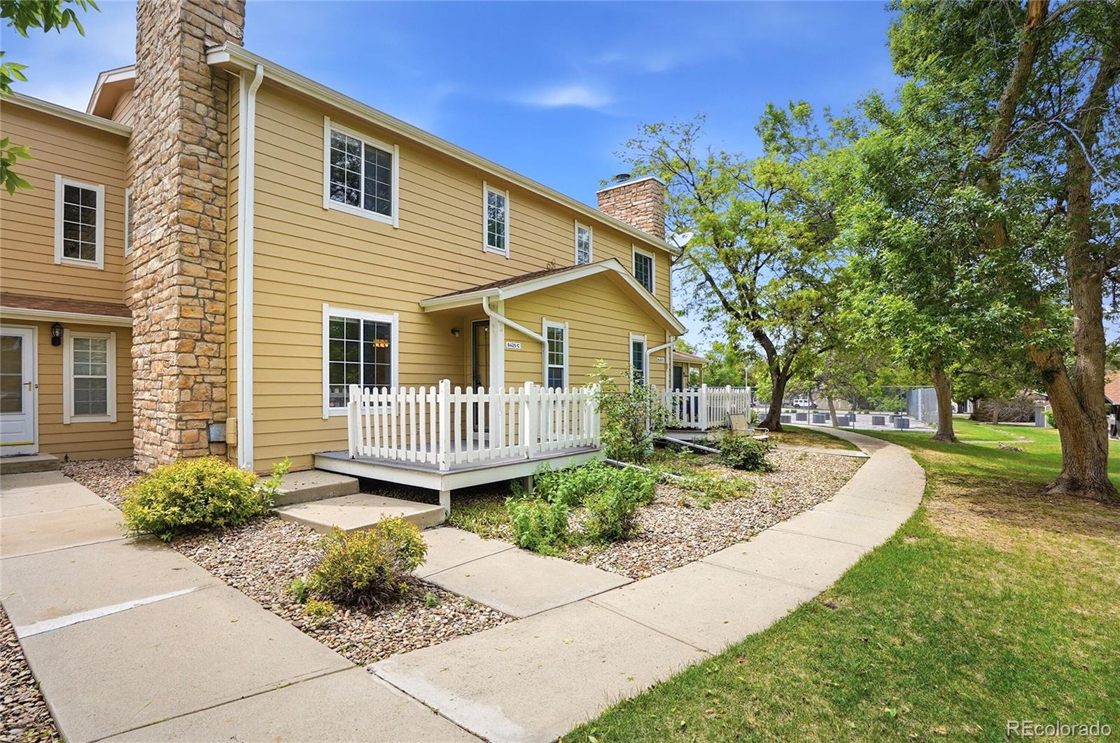 Timber Cove Arvada Condo / Townhome | MLS #: 51721958425  Everett Way C, Arvada Beds: 2 Baths: 2 Price: $349,900