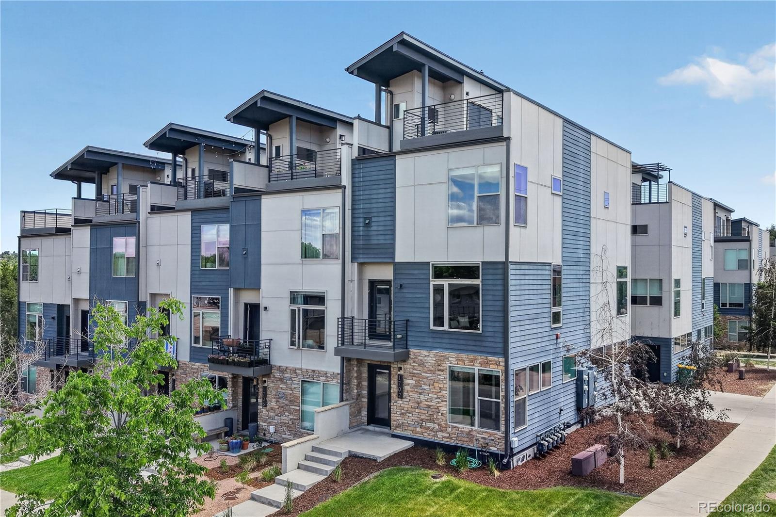 Edgewater Lakewood Condo / Townhome | MLS #: 87363111702  Fenton Street , Lakewood Beds: 3 Baths: 3 Price: $750,000