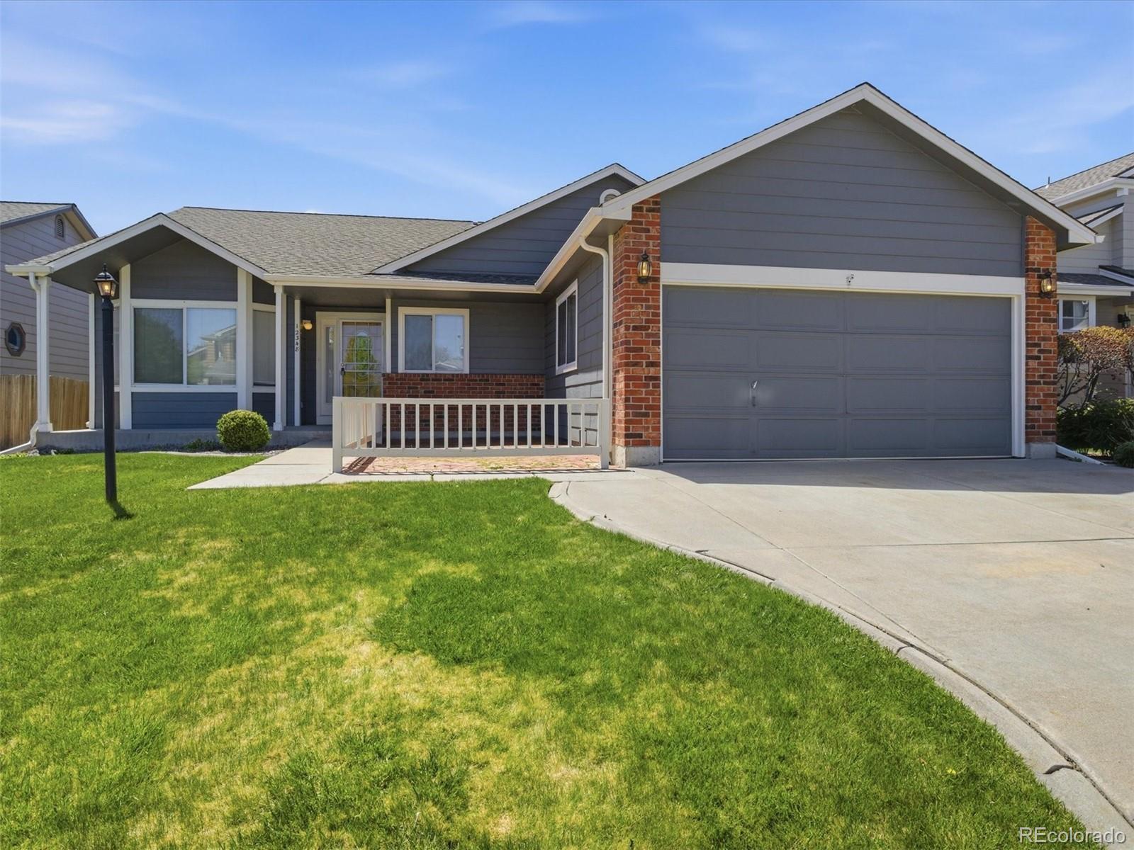 Westgold Meadows Littleton Home | MLS #: 757871912348 W Berry Avenue, Littleton Beds: 3 Baths: 3 Price: $689,000