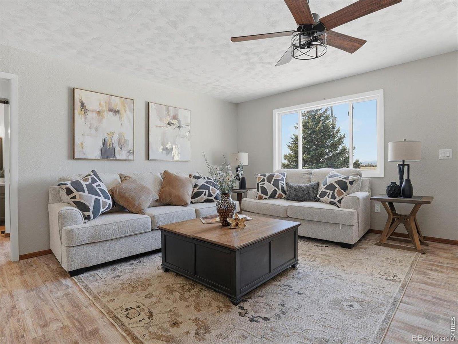 ault&nbsp; House Search Picture