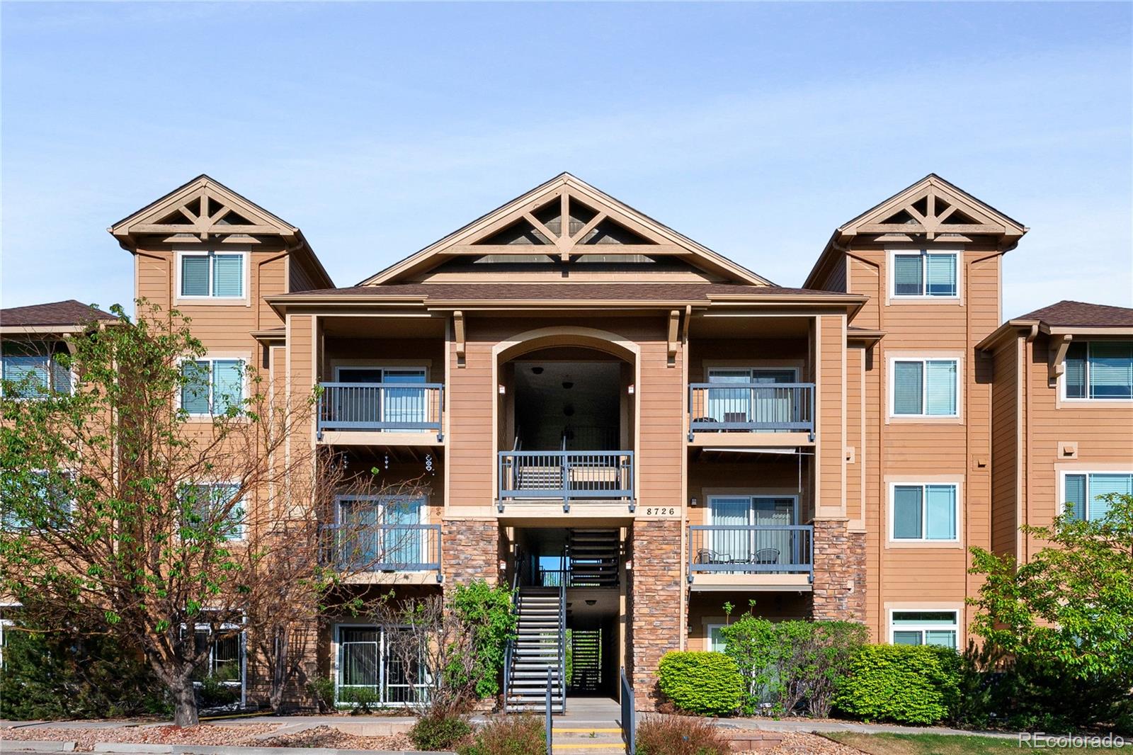 8726 S Kline Street, littleton&nbsp; House Search MLS Picture