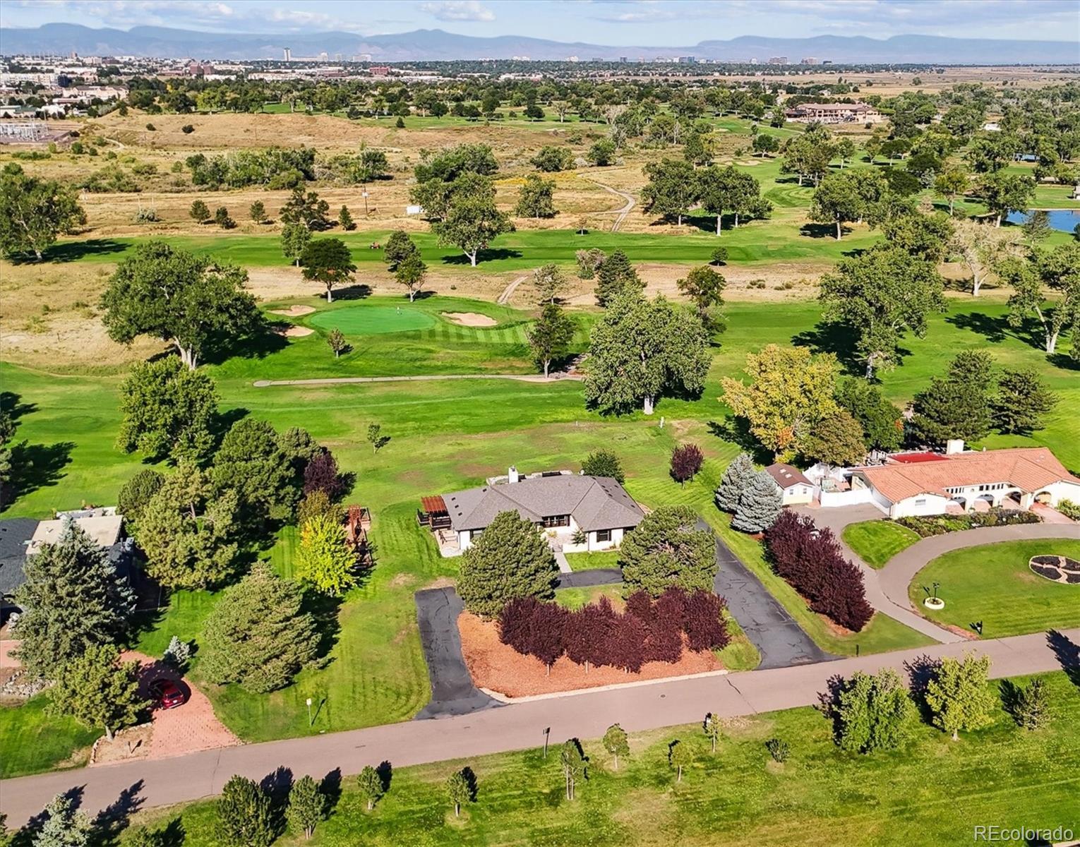  Centennial Home | MLS #: 59799626587 S Helena Street, Centennial Beds: 4 Baths: 5 Price: $979,000