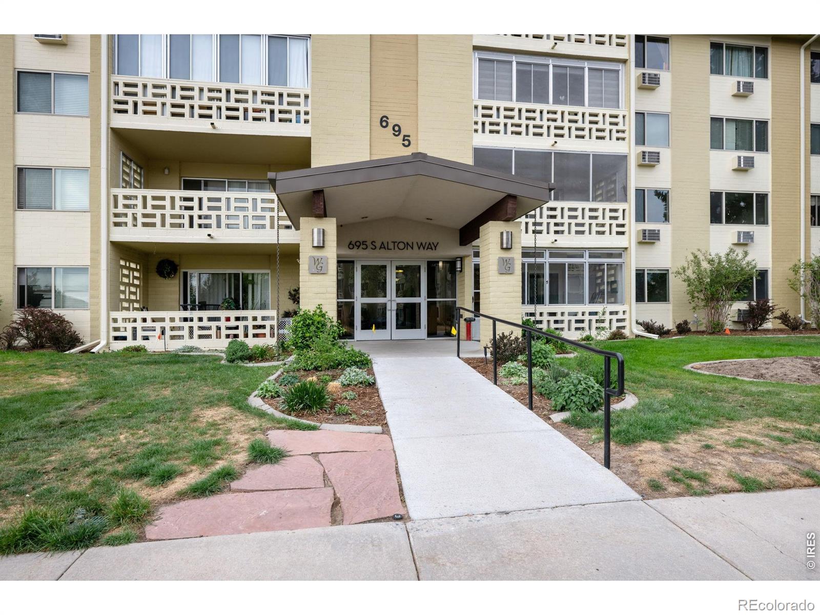  Denver Home | MLS #: 4567891057765695 S Alton Way, Denver Beds: 1 Baths: 1 Price: $154,900