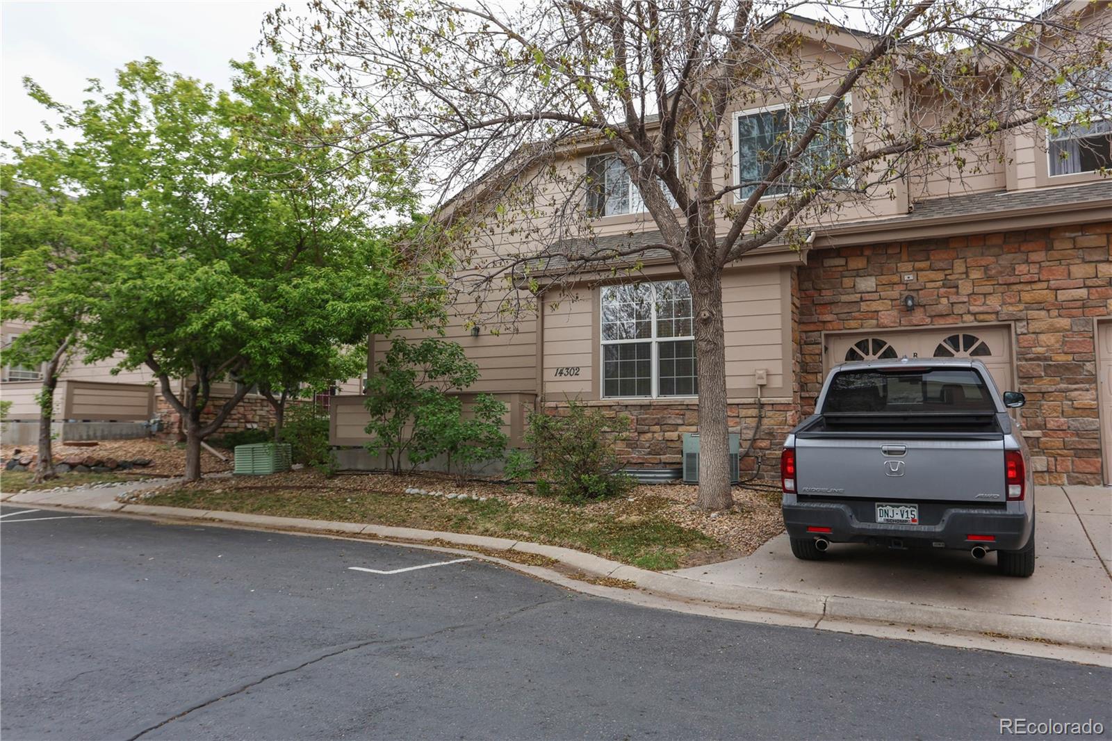 14302 E Napa Place, aurora&nbsp; House Search MLS Picture