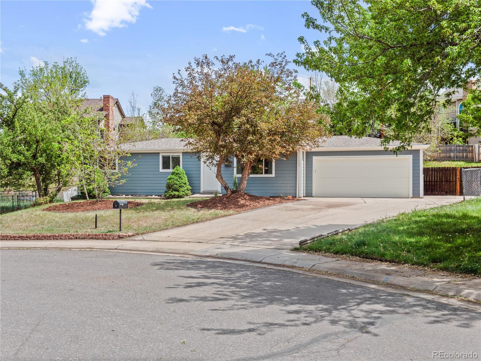 golden&nbsp; House Search Picture