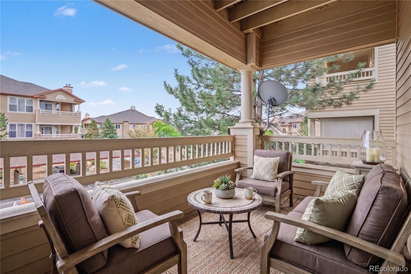 Redstone Ridge Littleton Condo / Townhome | MLS #: 75557408457 S Hoyt Way 204, Littleton Beds: 2 Baths: 2 Price: $370,000
