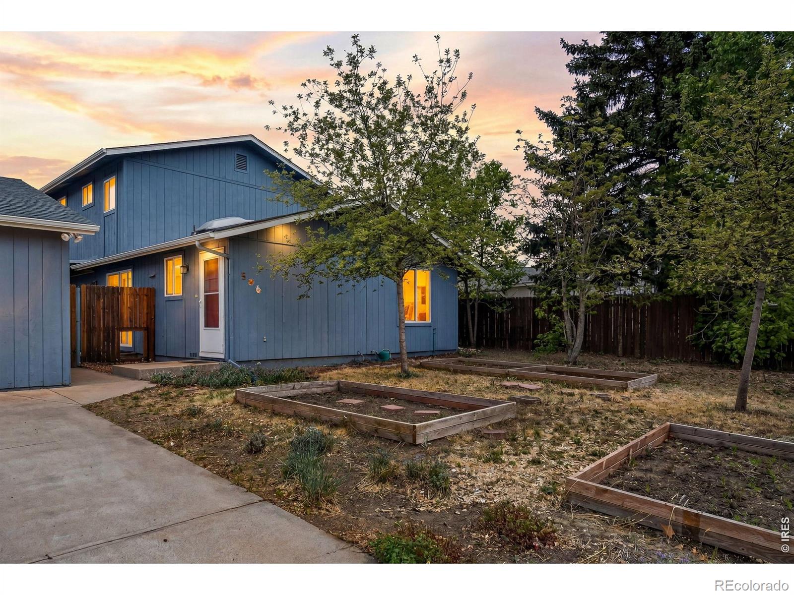 Park Ridge Longmont Home | MLS #: 4567891057942506  Highland Drive, Longmont Beds: 3 Baths: 2 Price: $515,000
