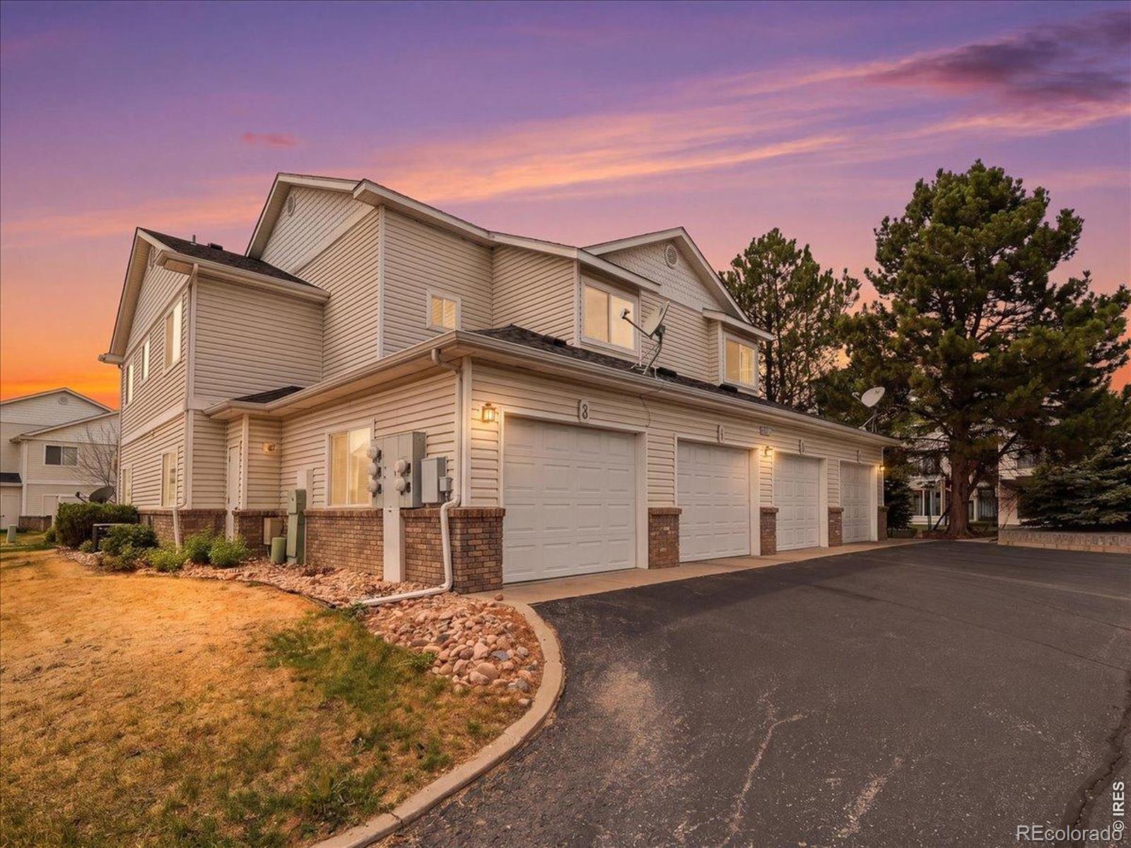 950  52nd Ave Ct, greeley&nbsp; House Search MLS Picture