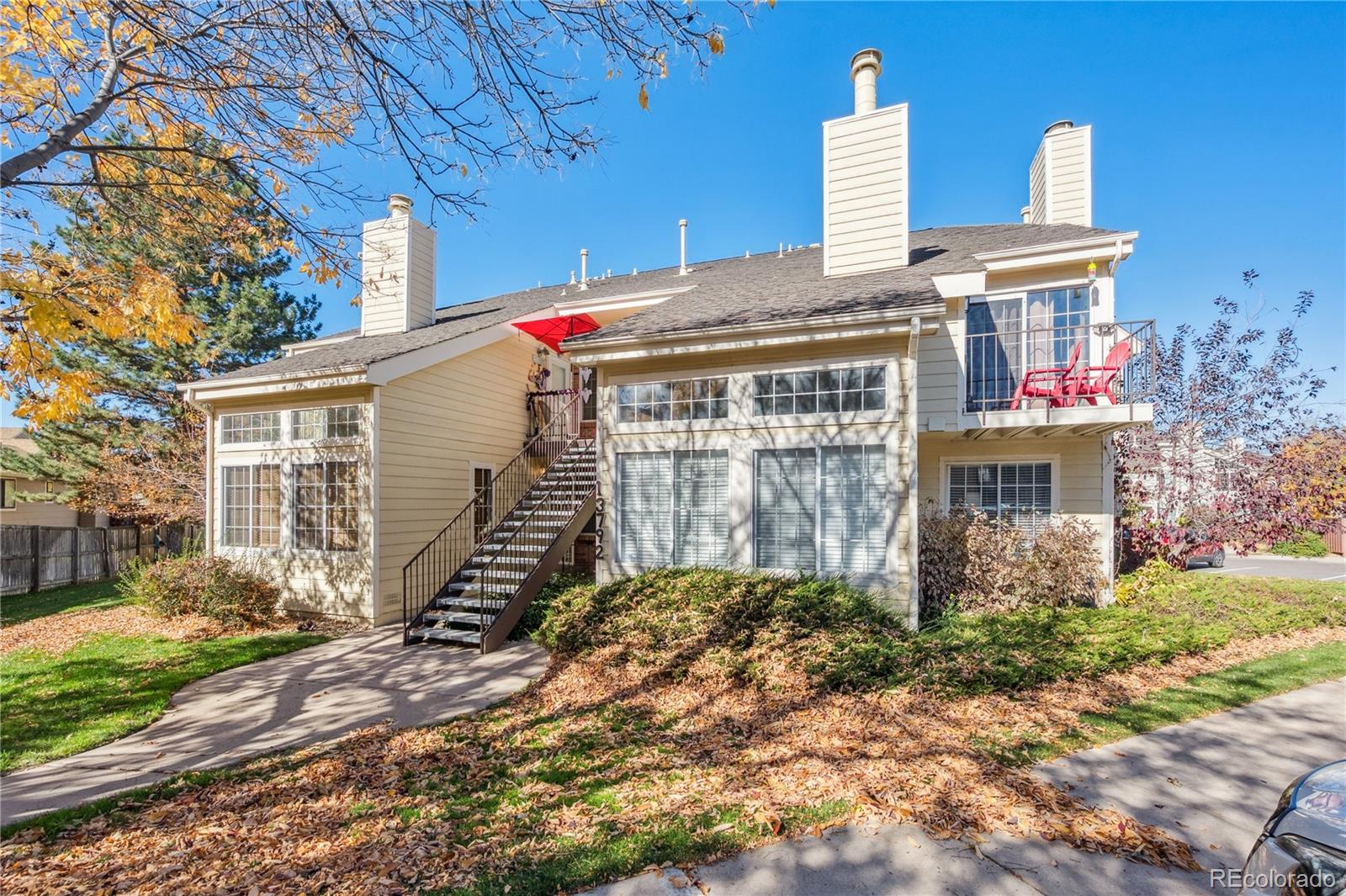 Meadow Hills Aurora Condo / Townhome | MLS #: 384322813792 E Lehigh Avenue F, Aurora Beds: 2 Baths: 1 Price: $215,000