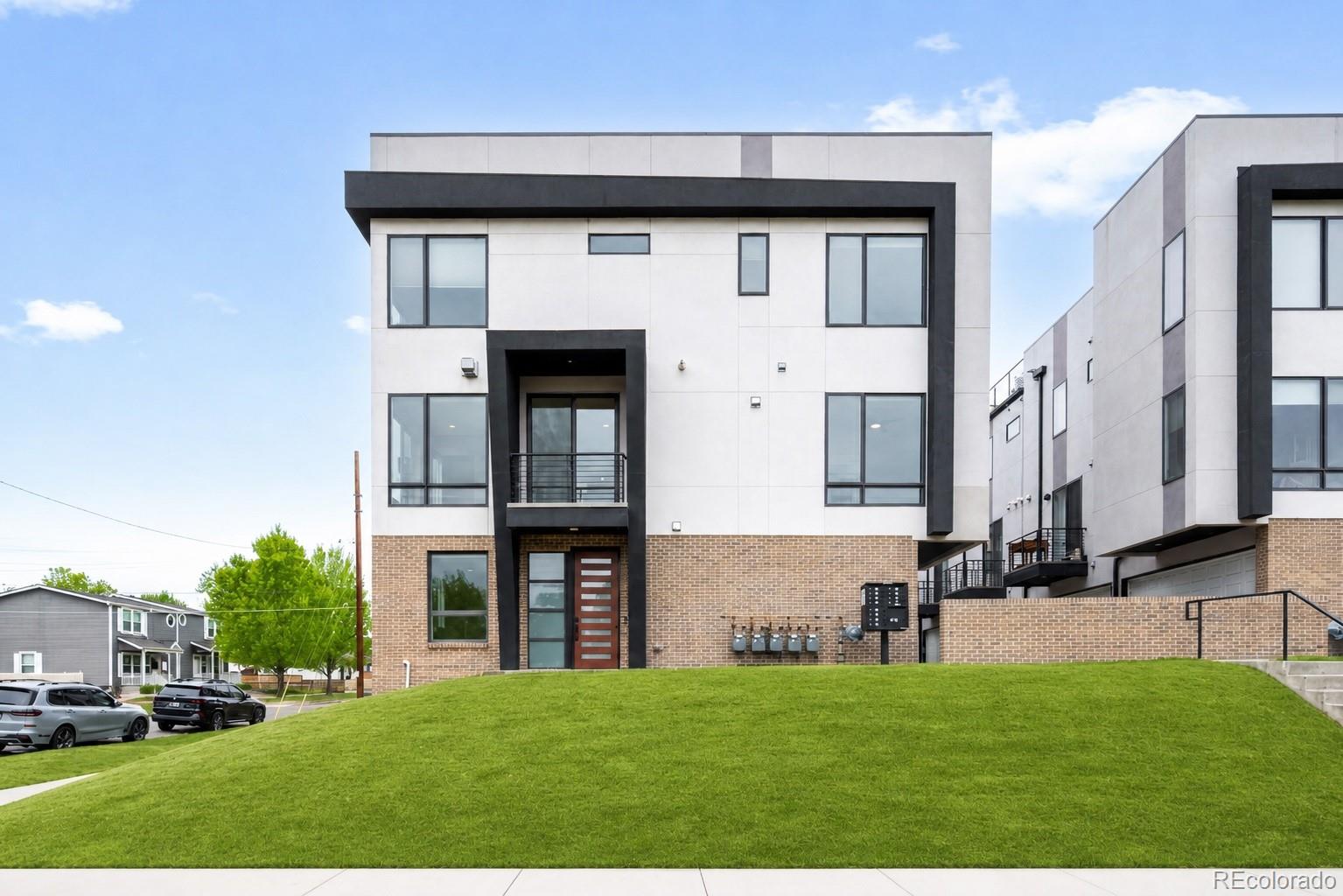 Sloans Lake Denver Condo / Townhome | MLS #: 65751073101 W 18th Avenue , Denver Beds: 3 Baths: 4 Price: $769,000