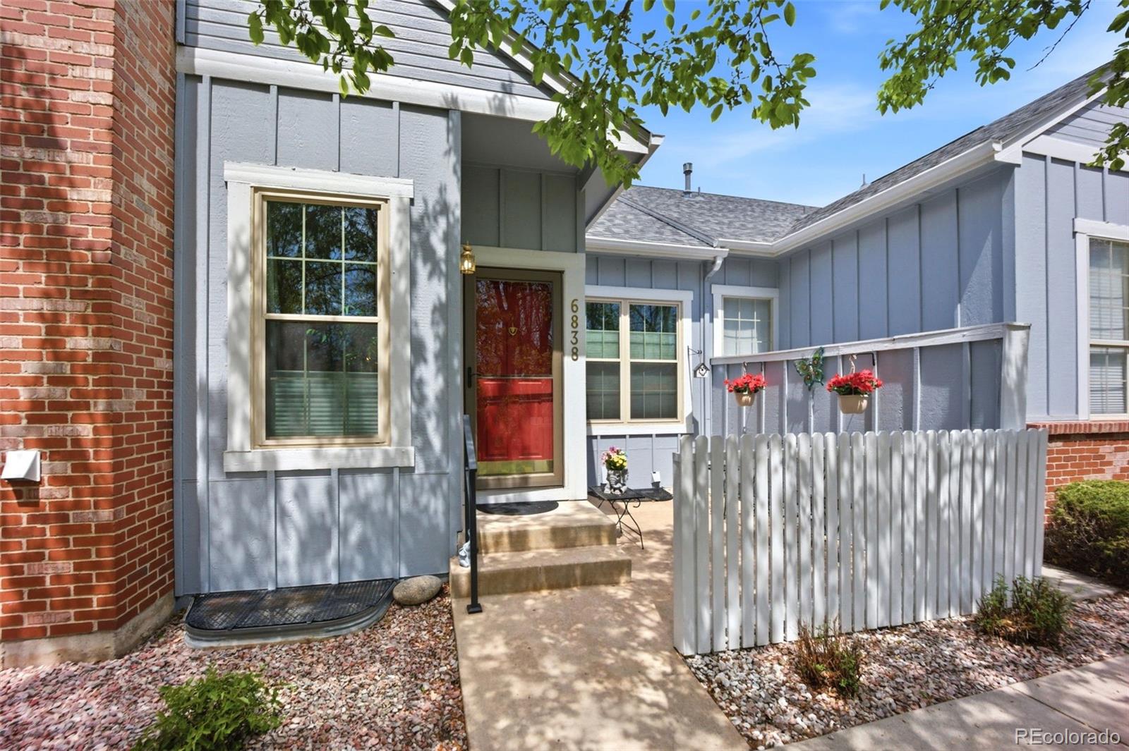 6838  Los Reyes Circle, colorado springs&nbsp; House Search MLS Picture