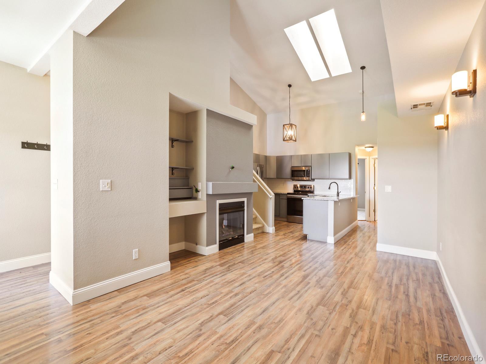 Steeplechase Littleton Condo / Townhome | MLS #: 52350843070 W Prentice Avenue D, Littleton Beds: 2 Baths: 1 Price: $350,000
