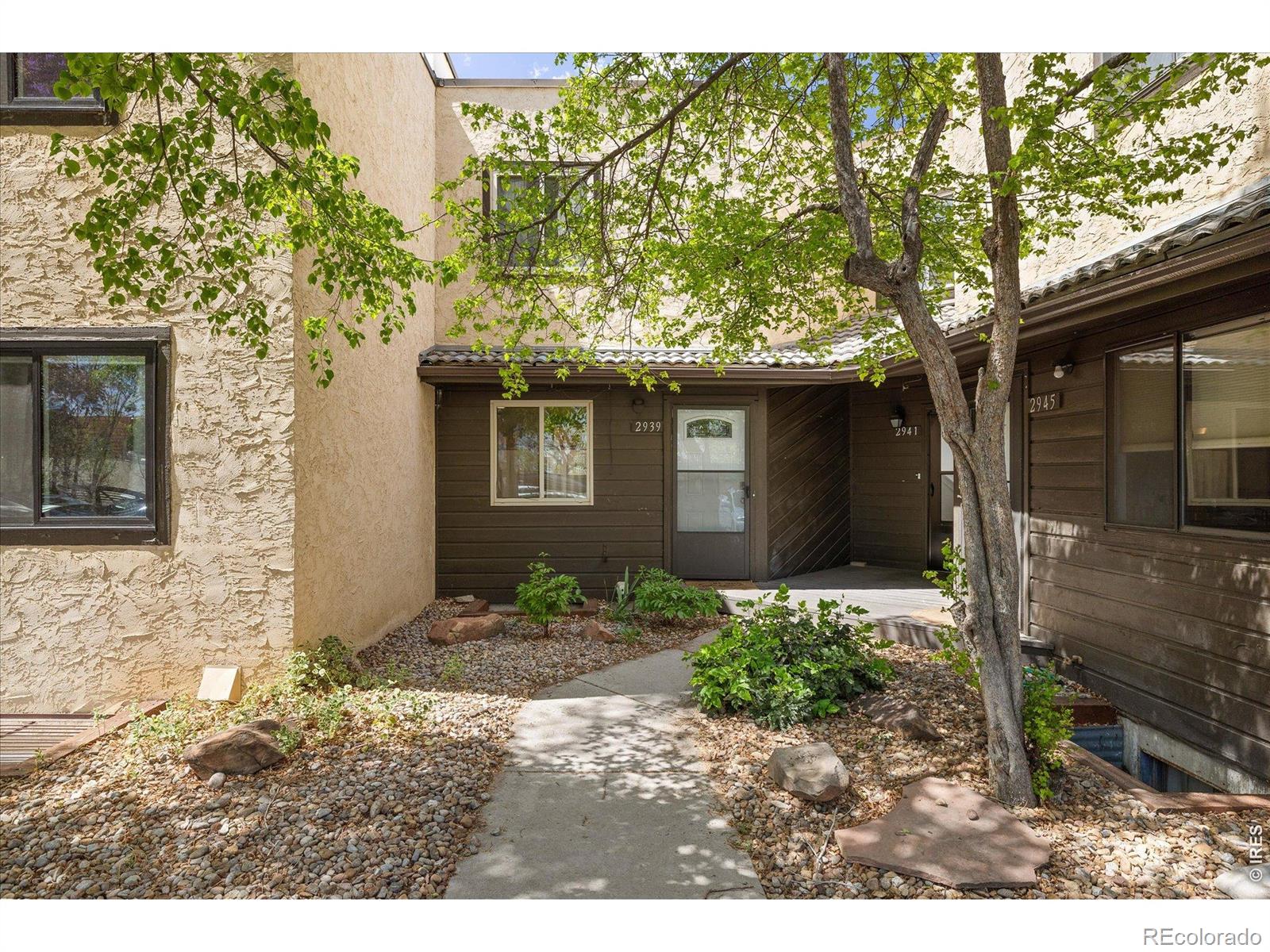 Boulder Home | MLS #: 45678910582002939  Shady Hollow, Boulder Beds: 2 Baths: 3 Price: $539,000