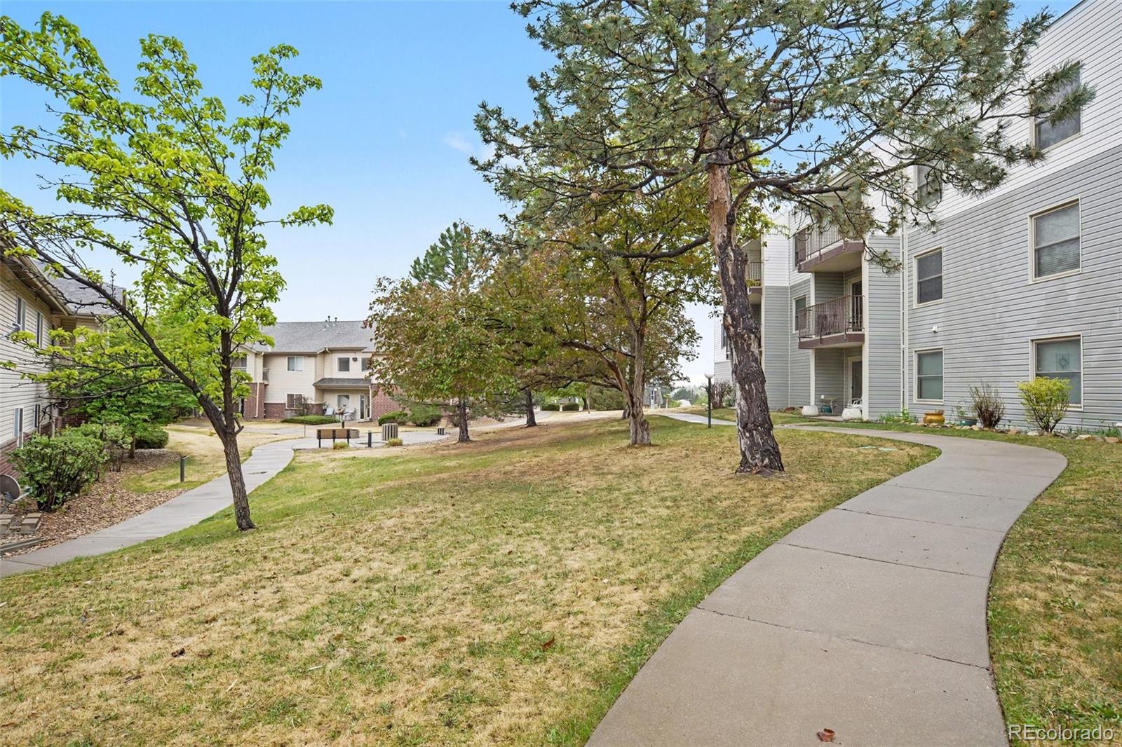 Snow Cap Ridge Thornton Condo / Townhome | MLS #: 89842731383 W 88th Avenue 310, Thornton Beds: 2 Baths: 1 Price: $205,000