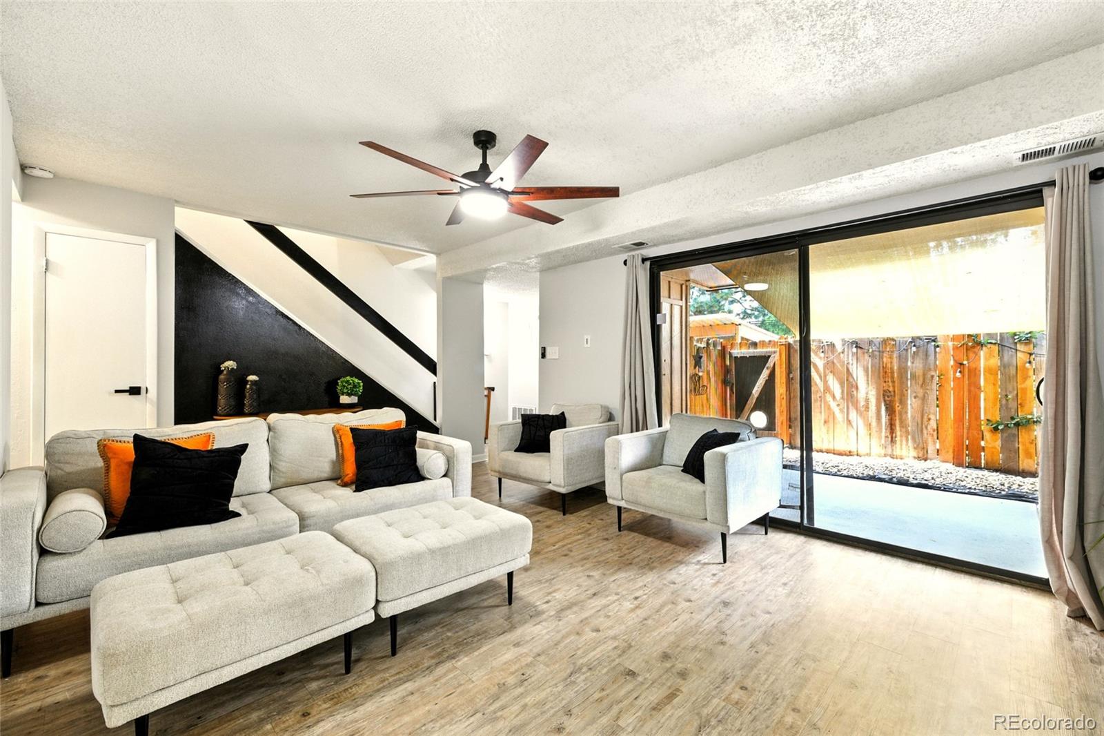 Hiland Hills Denver Condo / Townhome | MLS #: 54579287995 E Mississippi Avenue G12, Denver Beds: 2 Baths: 2 Price: $280,000