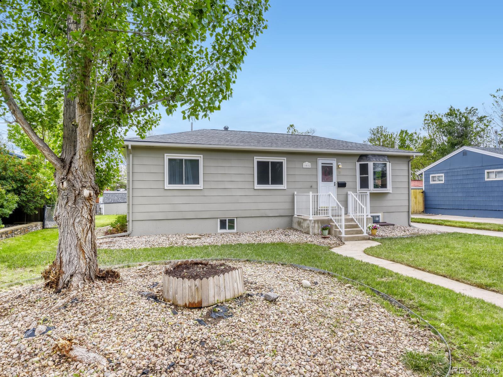 1015 W Longview Avenue, littleton&nbsp; House Search MLS Picture