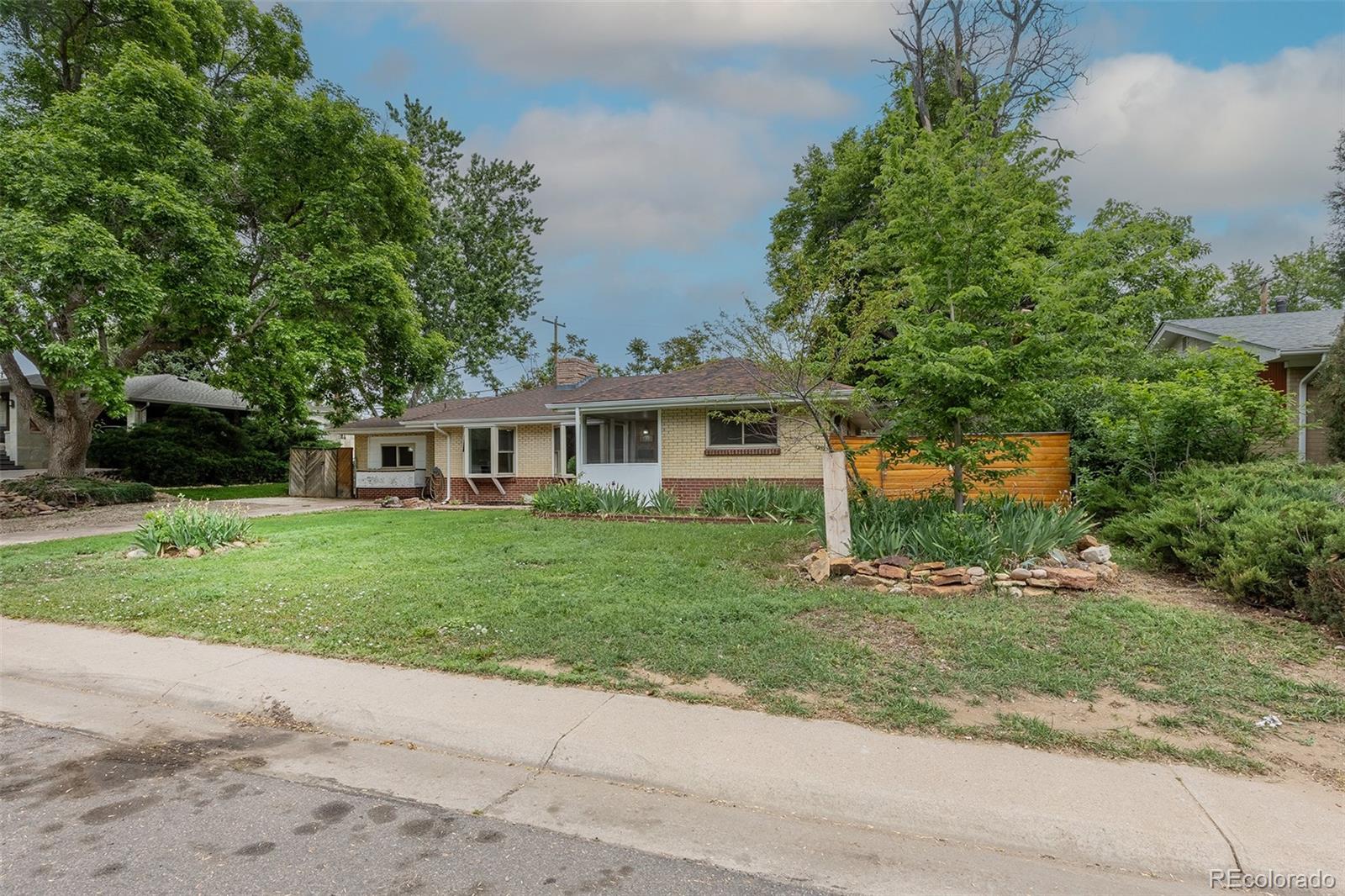 5810 S Greenwood Street, littleton&nbsp; House Search MLS Picture