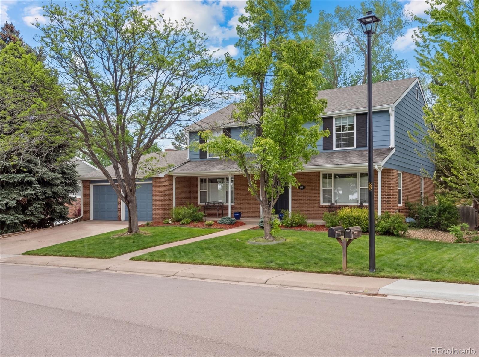 Homestead Centennial Home | MLS #: 39083506376 E Long Circle, Centennial Beds: 4 Baths: 3 Price: $915,000