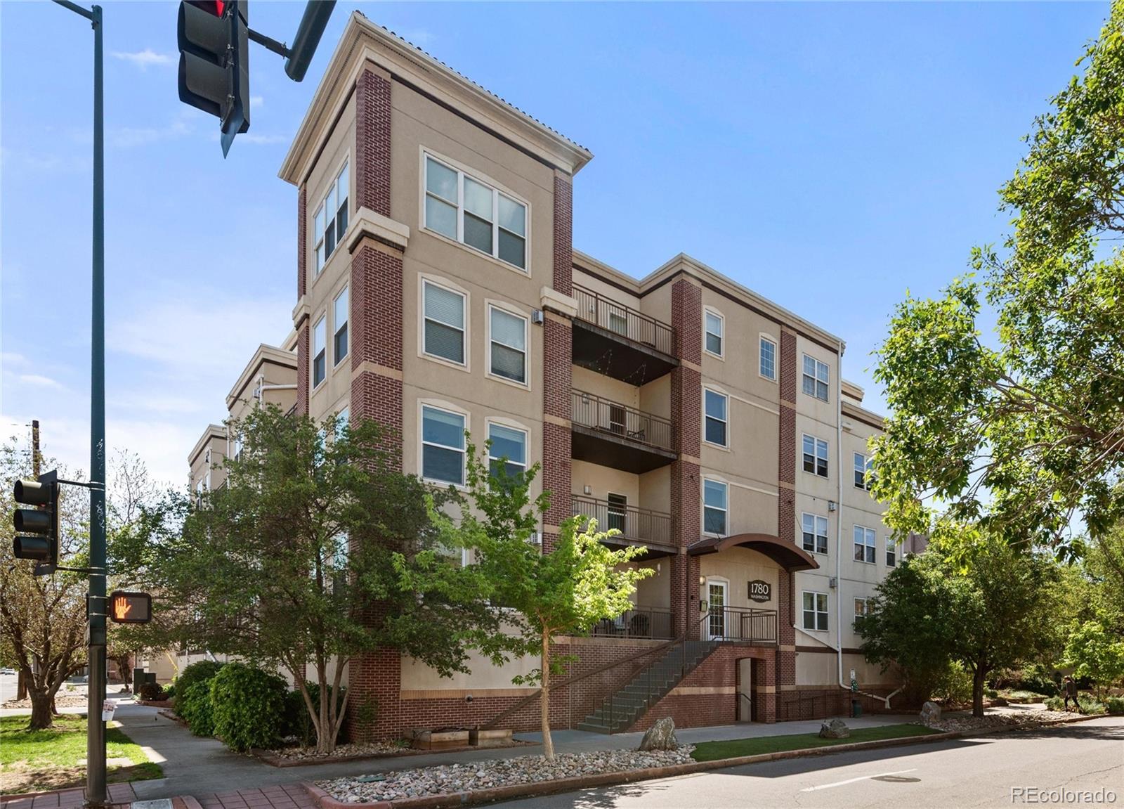 Uptown Denver Condo / Townhome | MLS #: 71502551780 N Washington Street 305, Denver Beds: 2 Baths: 2 Price: $375,000