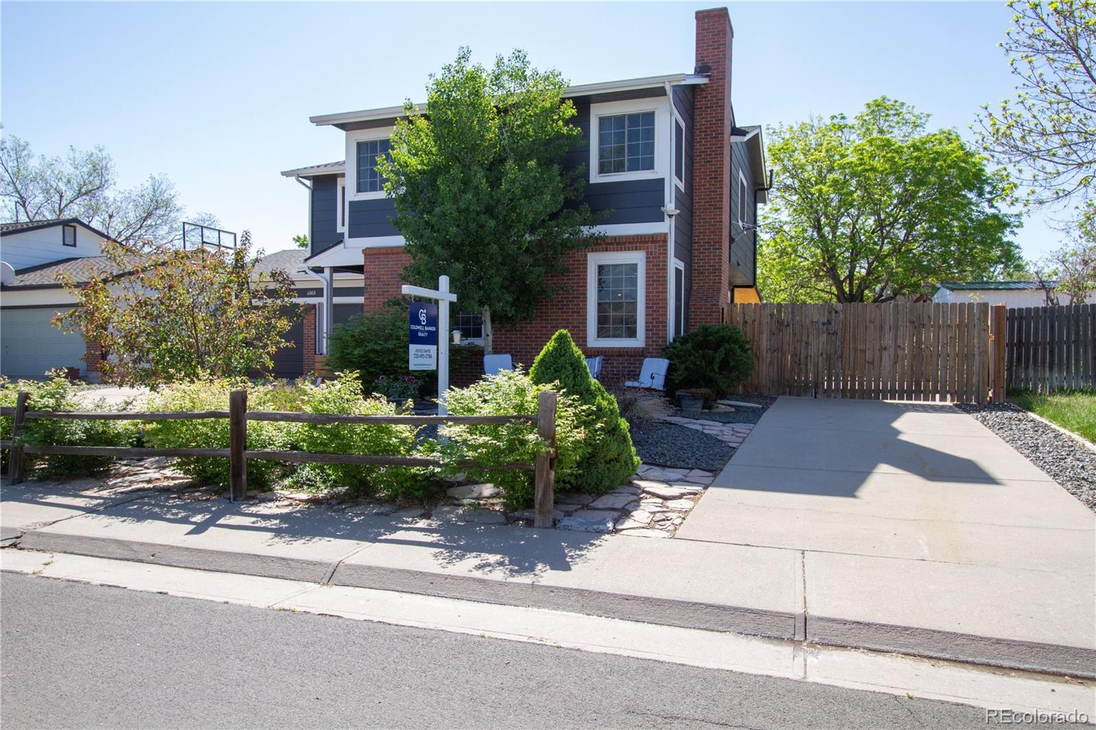 Glenbrook Littleton Home | MLS #: 67676314868 S Johnson Street, Littleton Beds: 4 Baths: 4 Price: $580,000