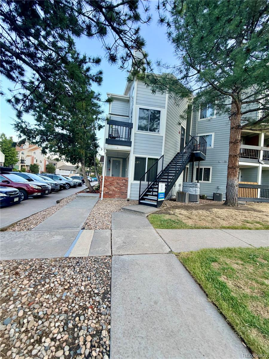 5580 W 80th Place, arvada&nbsp; House Search MLS Picture