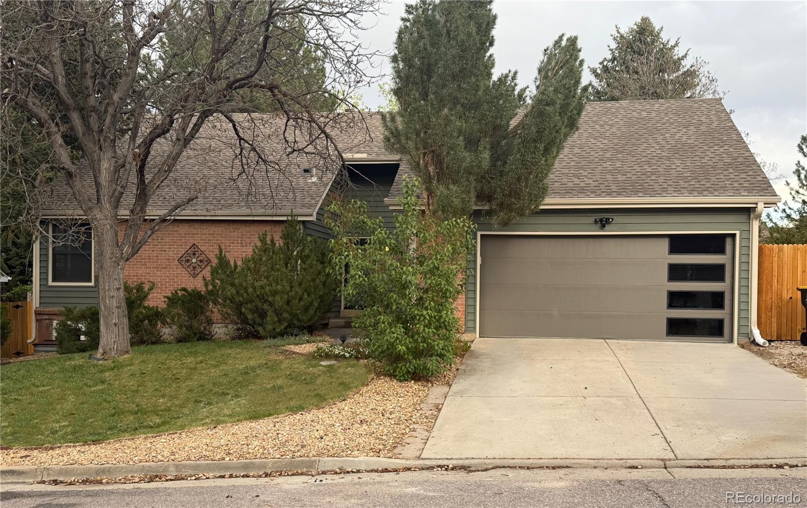 Foxridge Centennial Home | MLS #: 69825788176 S Newport Way, Centennial Beds: 4 Baths: 2 Price: $800,000