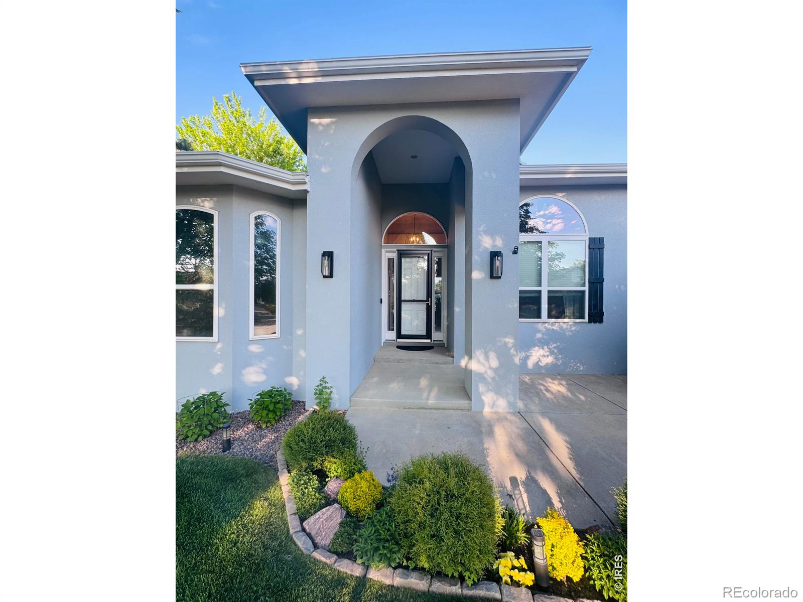  Frederick Home | MLS #: 45678910585668008  Sunrise Circle, Frederick Beds: 4 Baths: 3 Price: $1,150,000