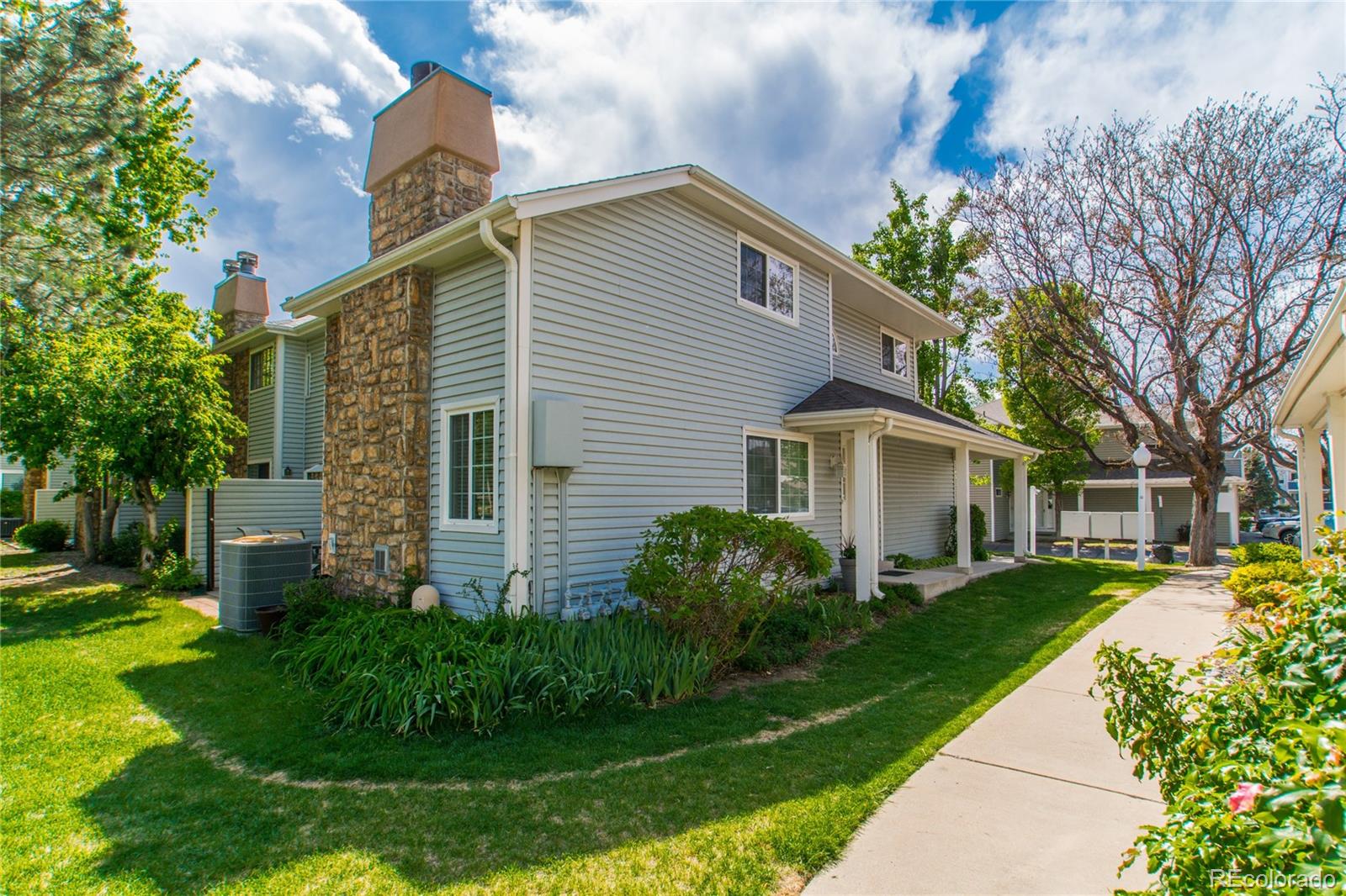  Aurora Condo / Townhome | MLS #: 215973212420 E Pacific Circle A, Aurora Beds: 2 Baths: 2 Price: $335,000