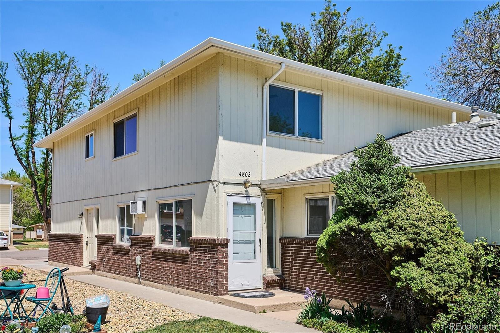  Lakewood Home | MLS #: 21332337309 W Hampden Avenue, Lakewood Beds: 2 Baths: 1 Price: $265,000