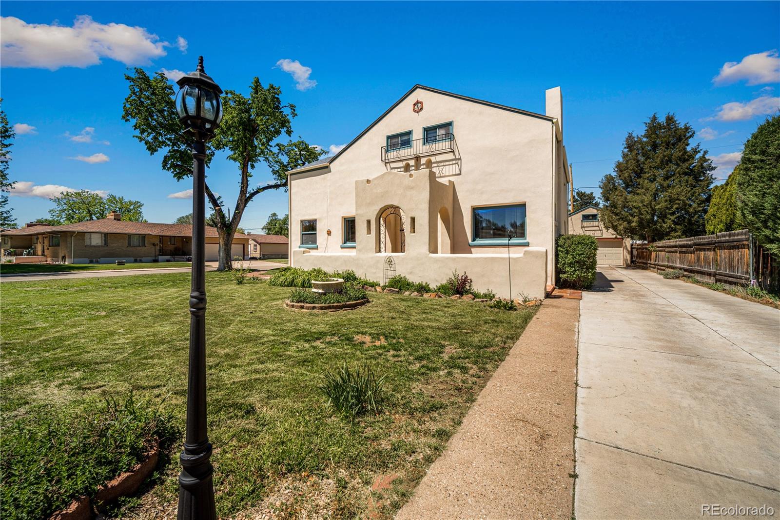 pueblo&nbsp; House Search Picture