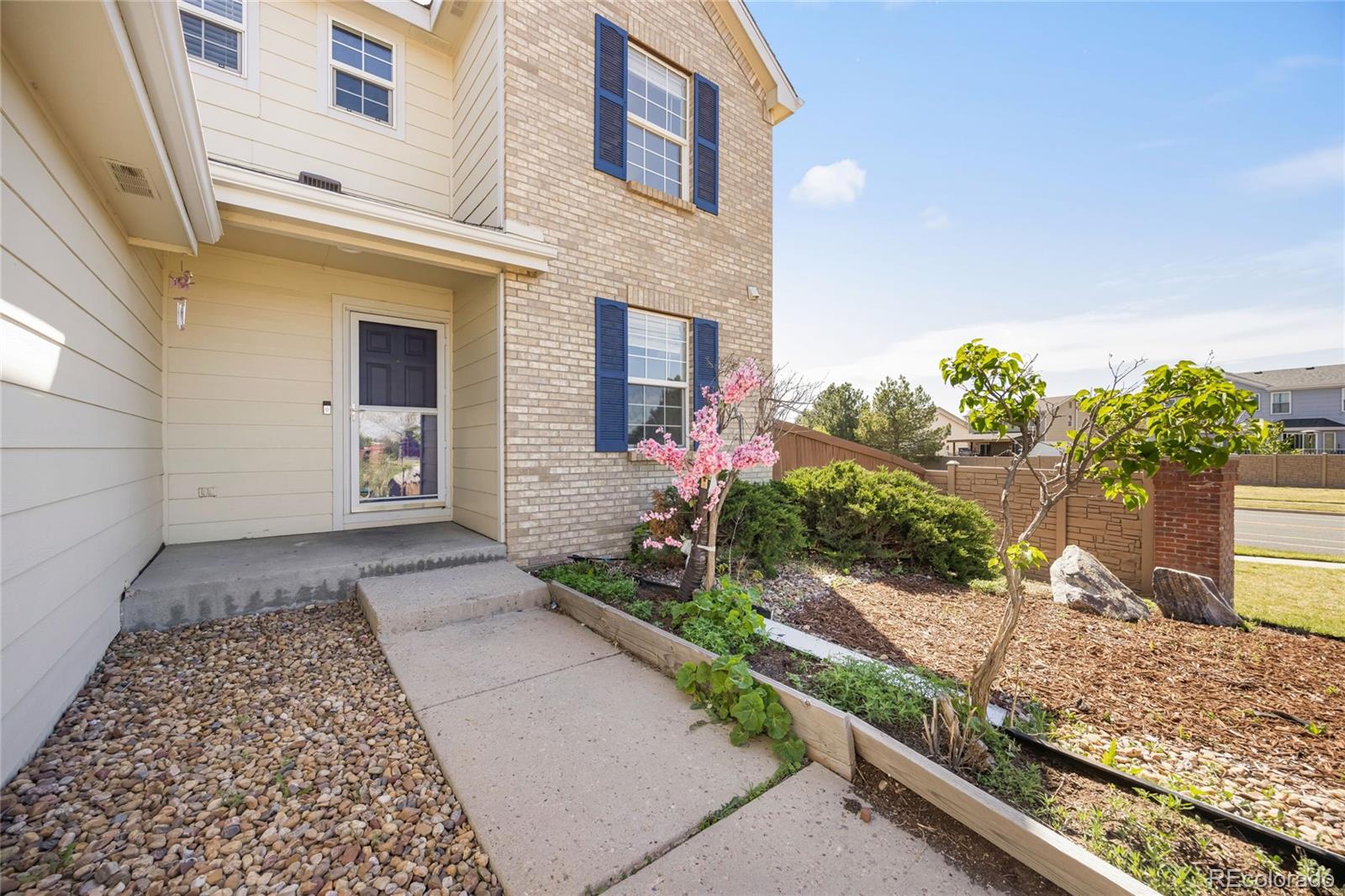 19308 E Dickenson Place, aurora&nbsp; House Search MLS Picture