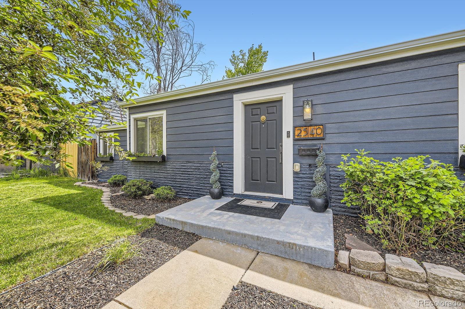 2540  Kendall Street, edgewater&nbsp; House Search MLS Picture