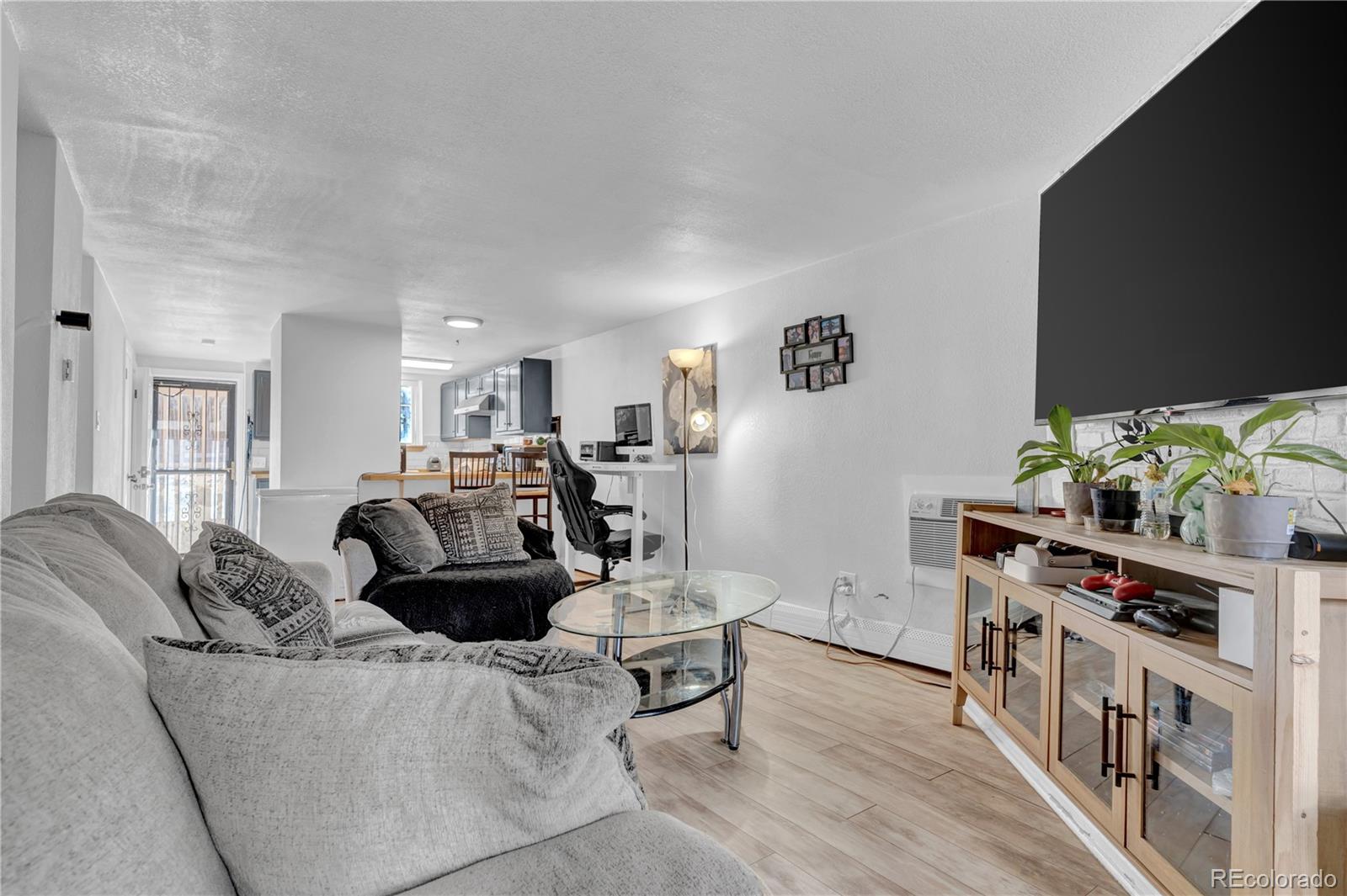 2190 S Holly Street, denver&nbsp; House Search MLS Picture