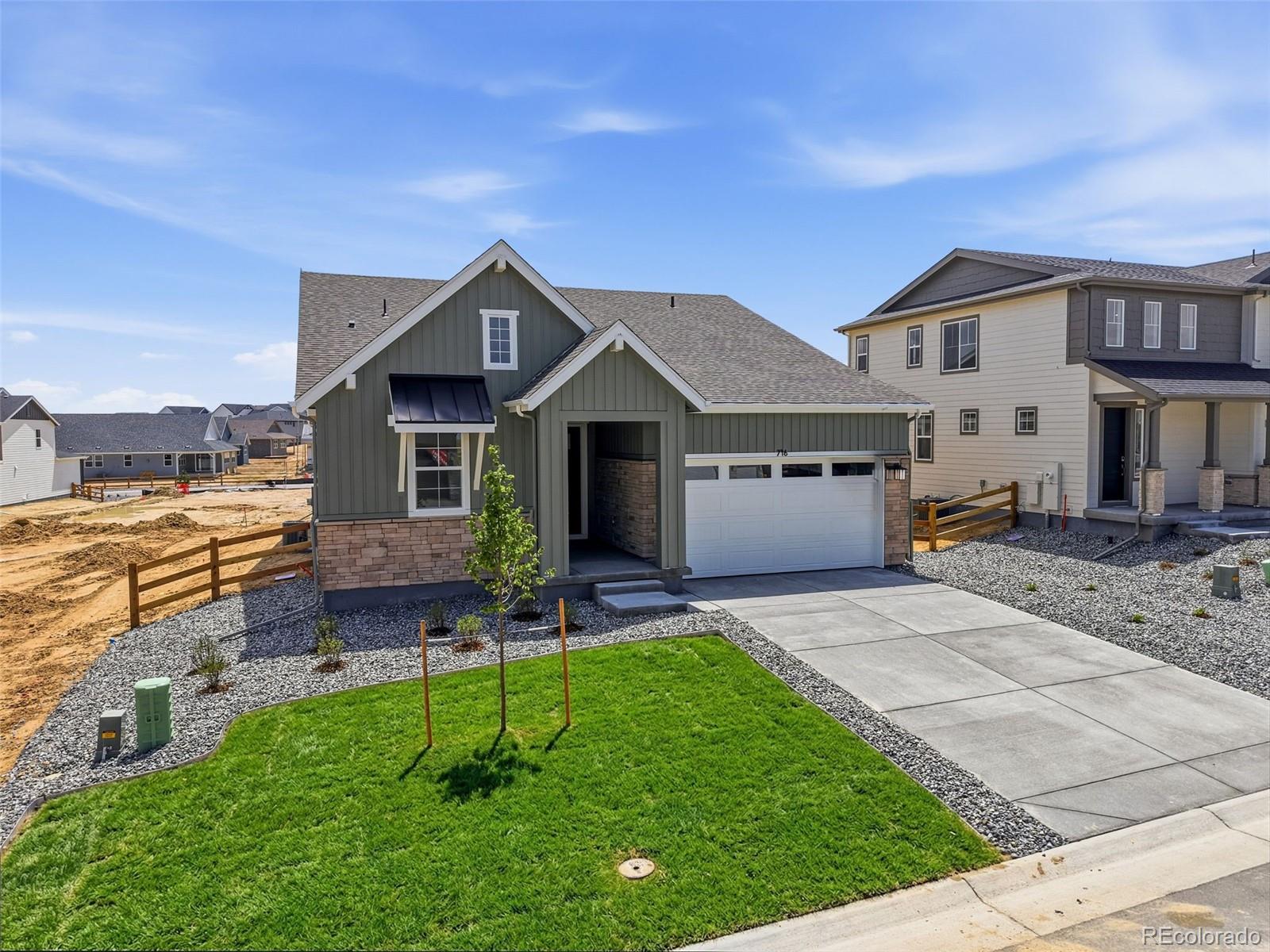  Elizabeth Home | MLS #: 6818650716  Bradley Circle, Elizabeth Beds: 3 Baths: 3 Price: $663,349