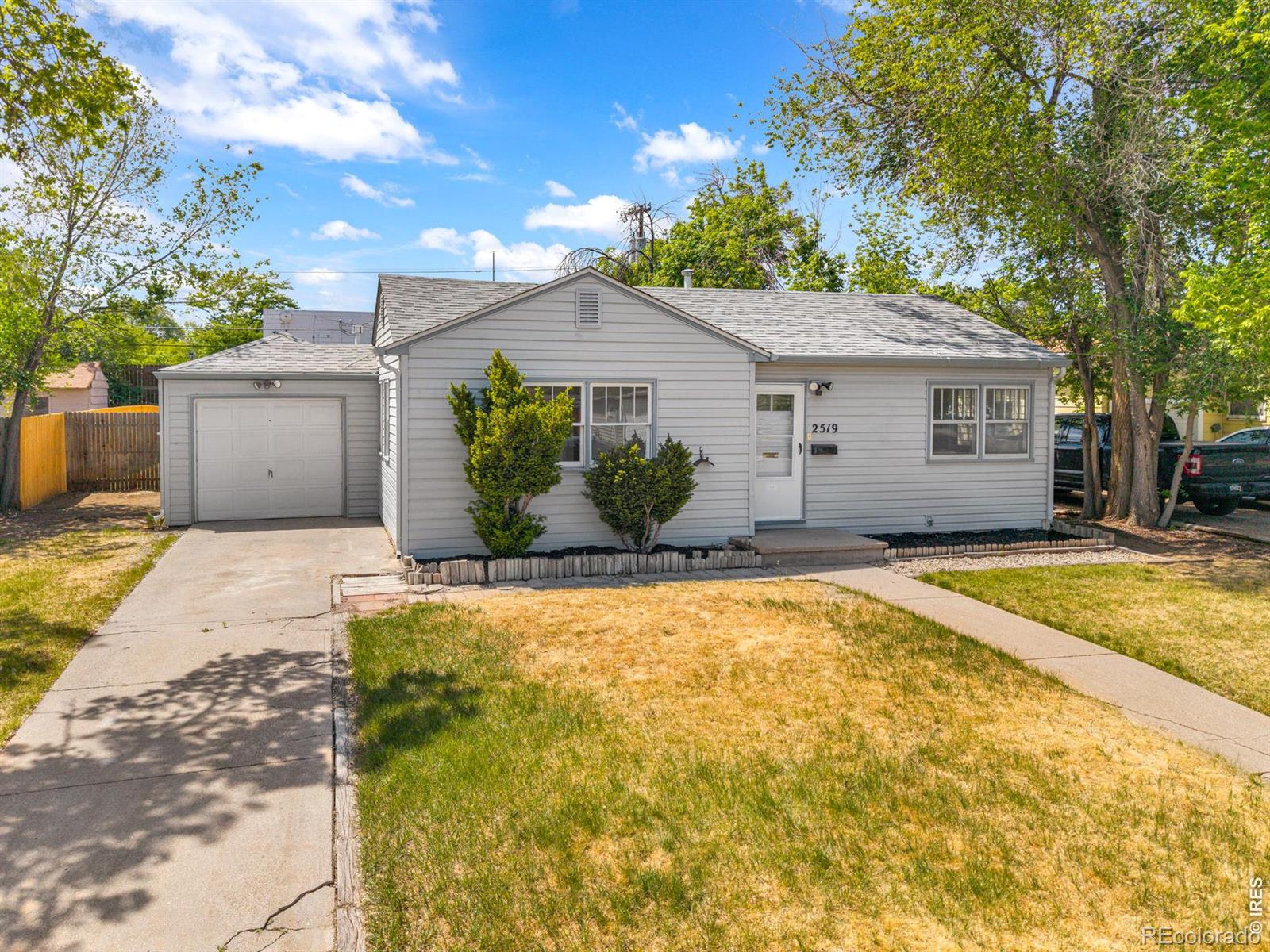 2519  10th Ave Ct, greeley&nbsp; House Search MLS Picture