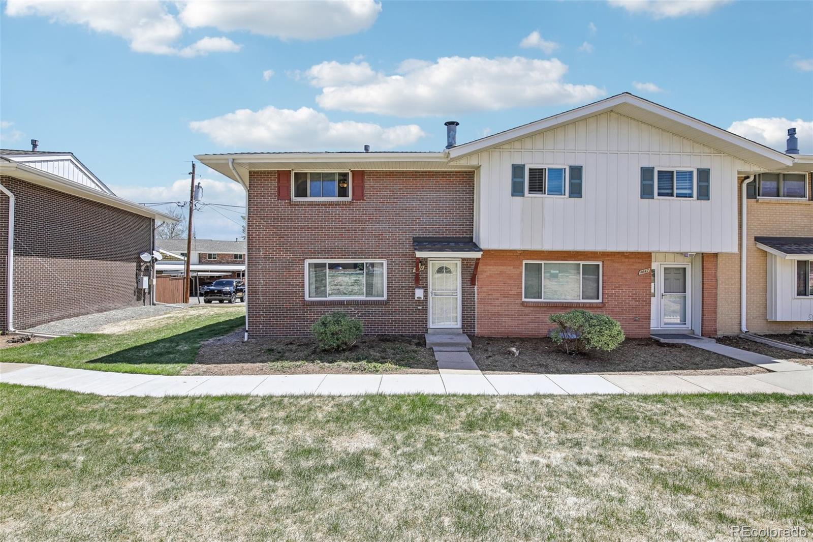 Cherry Creek Denver Condo / Townhome | MLS #: 86573619044 E Nassau Avenue , Denver Beds: 4 Baths: 3 Price: $324,900