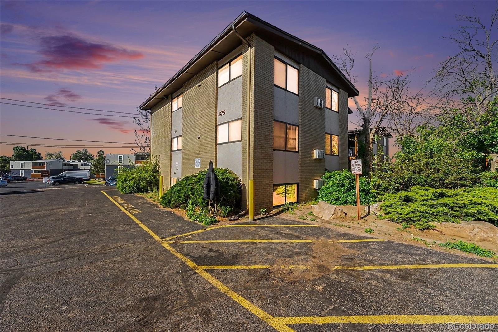 875 S Quebec Street, denver&nbsp; House Search MLS Picture