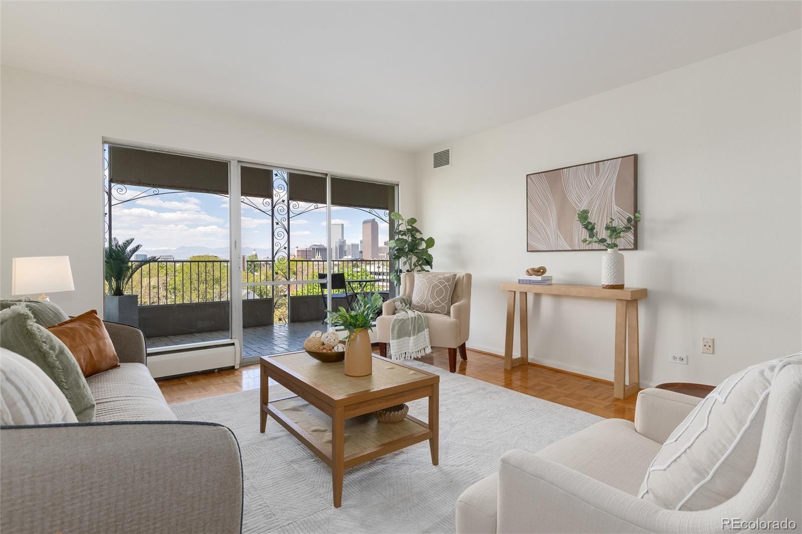 Cheesman Park Denver Condo / Townhome | MLS #: 24176811200 N Humboldt Street 602, Denver Beds: 1 Baths: 1 Price: $300,000